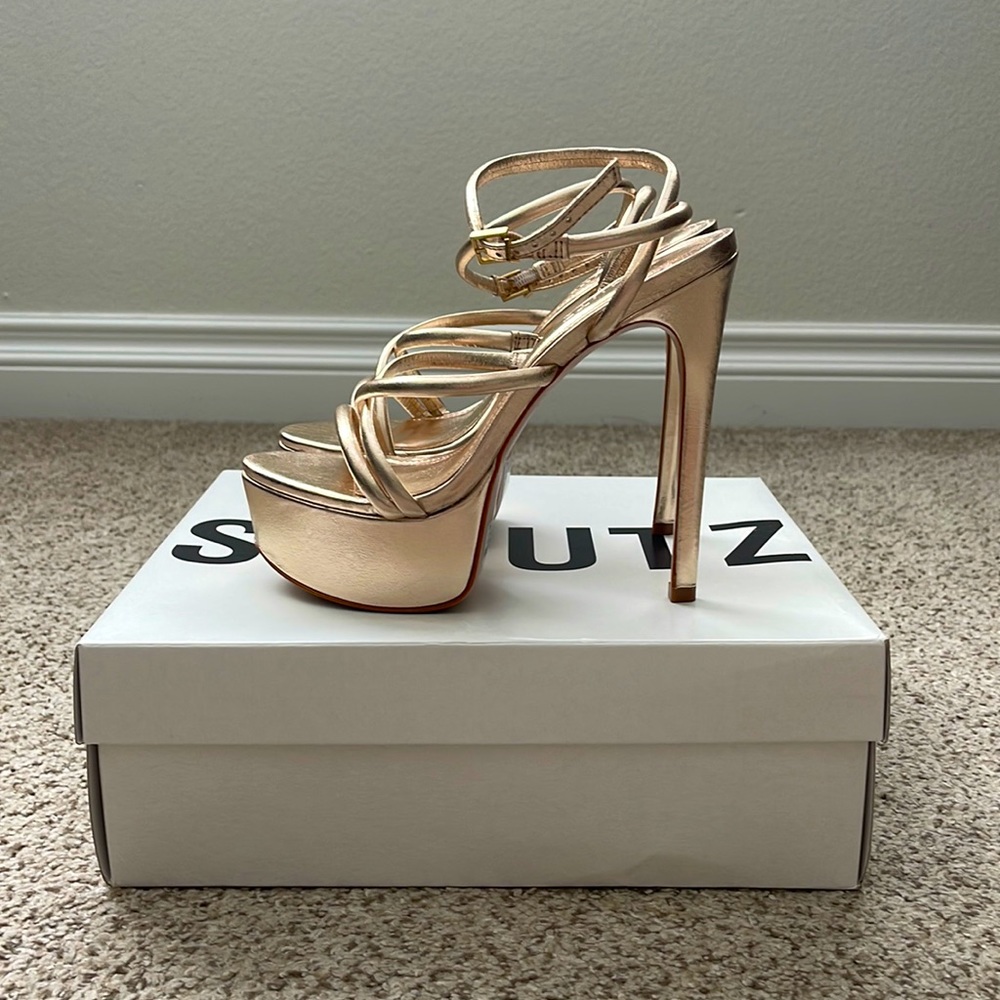 Schutz Zila Metallic Leather Sandal Size 5.5 / Gold / Metallic Leather